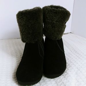 Ugg waterproof boots women 7 suede leather